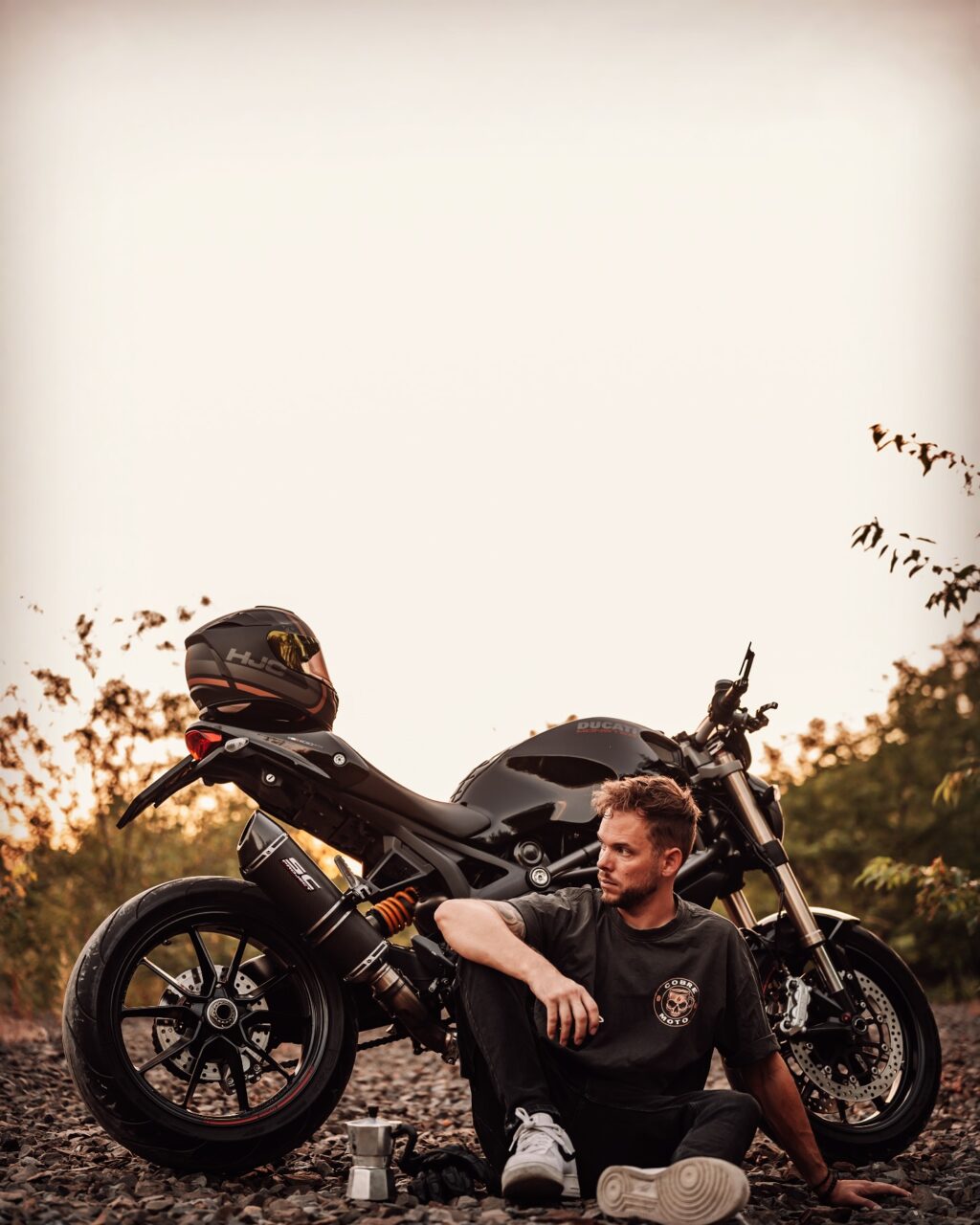 Instagram post from cobre_moto. This post is in position 2.